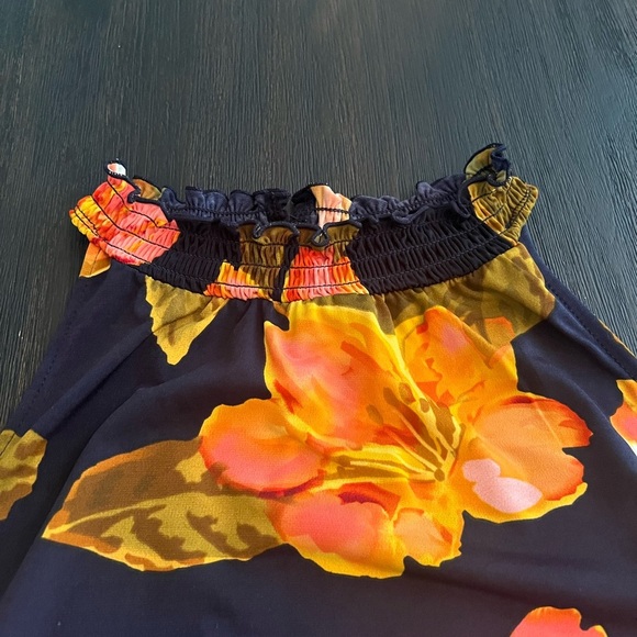 NWT Crosby Floral Halter Top - Picture 5 of 9